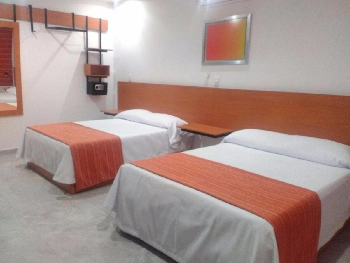 Hotel MAC7 Aguascalientes Exterior foto